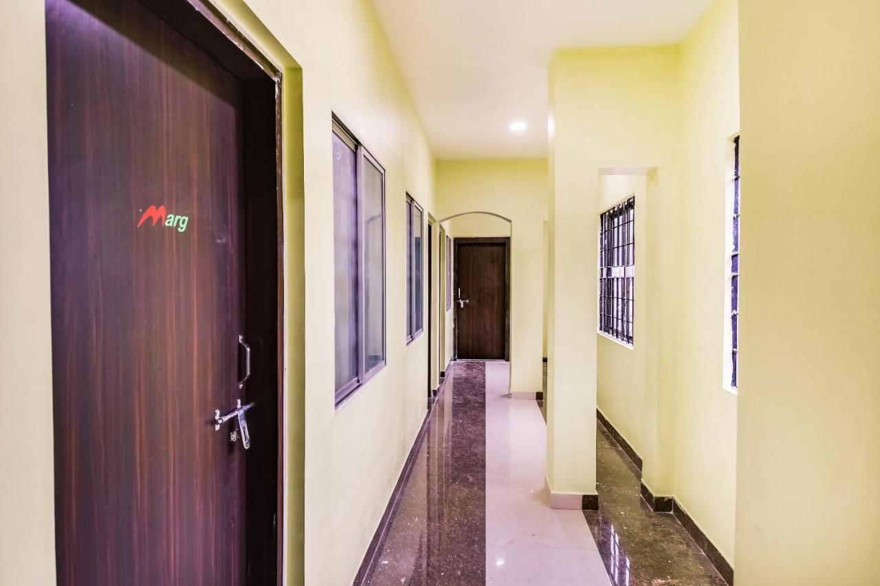 Oyo 60726 Hotel Vrindavan Bilāspur Esterno foto